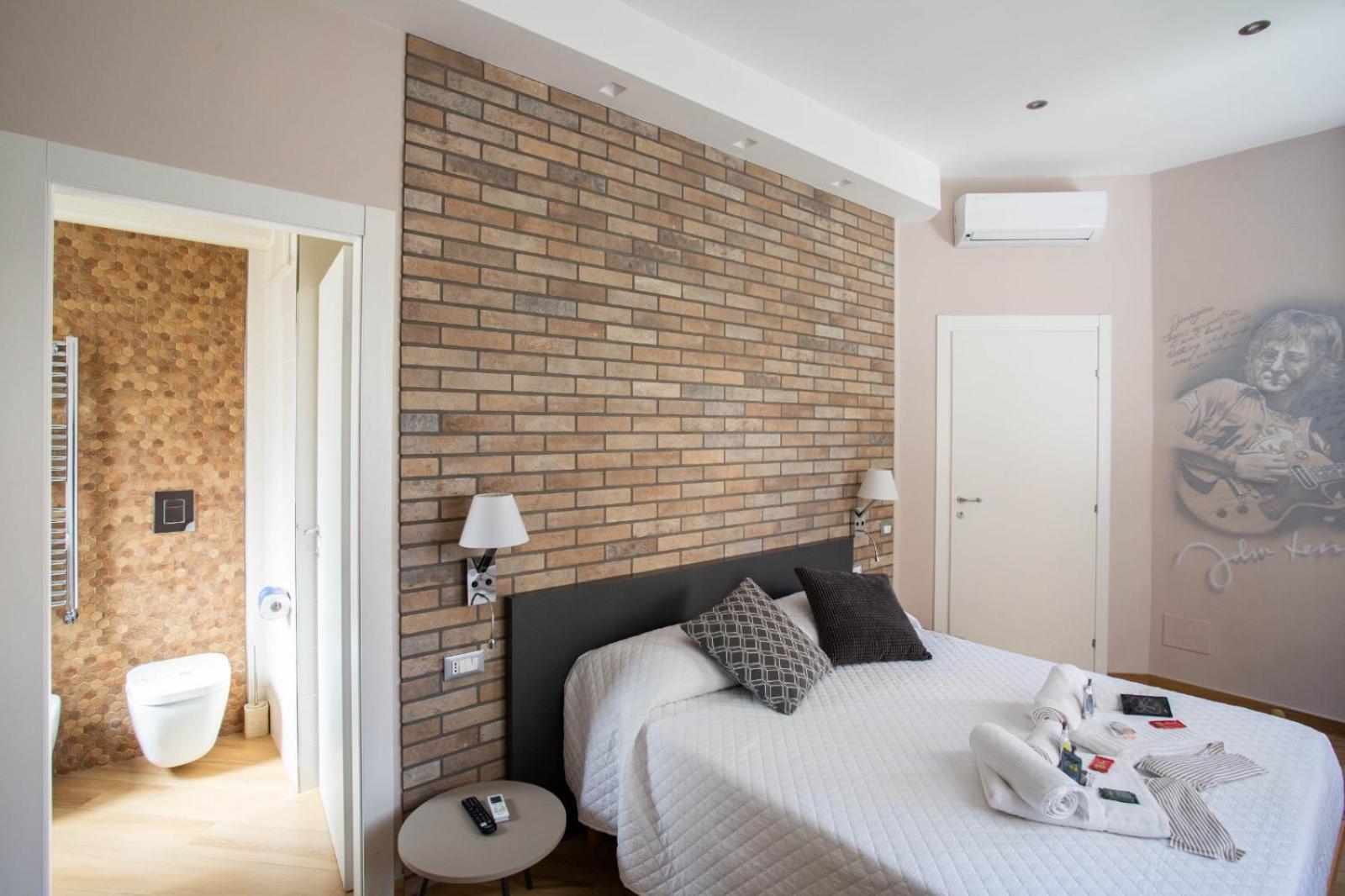 Little Rock Guest House กาเอตา ภายนอก รูปภาพ